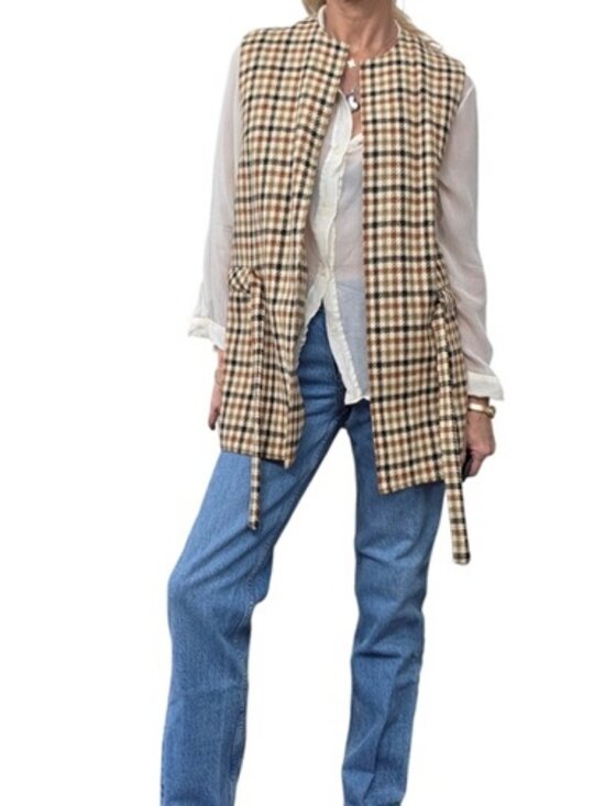 Jack Winter Jackets & Blazers - Vintage Jack Winter 100% Wool Houndstooth Belted Vest Size 14